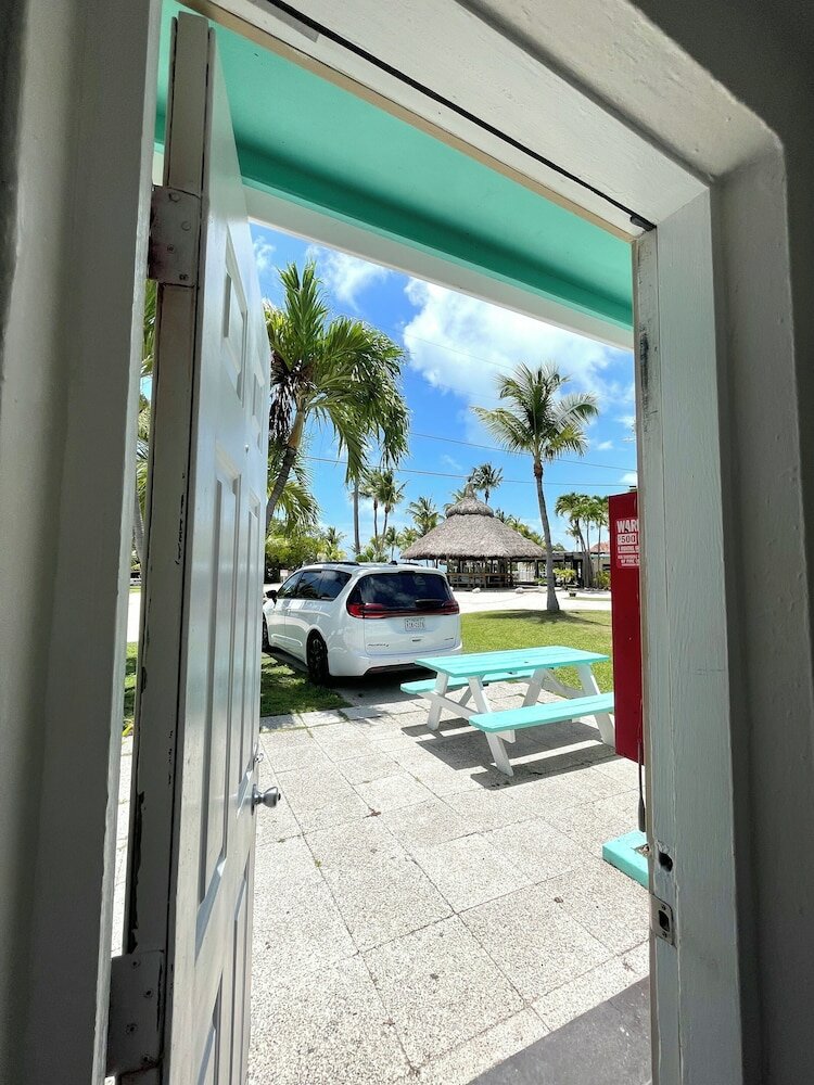 Фото Coconut Cove Resort and Marina