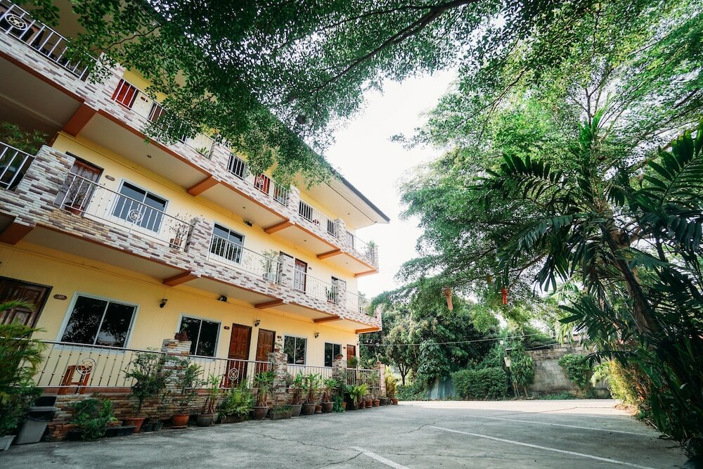 Фото Phoemphoon 2 Hotel