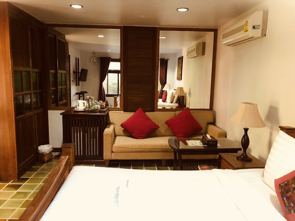 Фото Shewe Wana Boutique Hotel