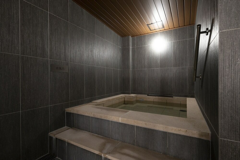 Фото Torifito Hotel & Pod Kanazawa Hyakumangokudori