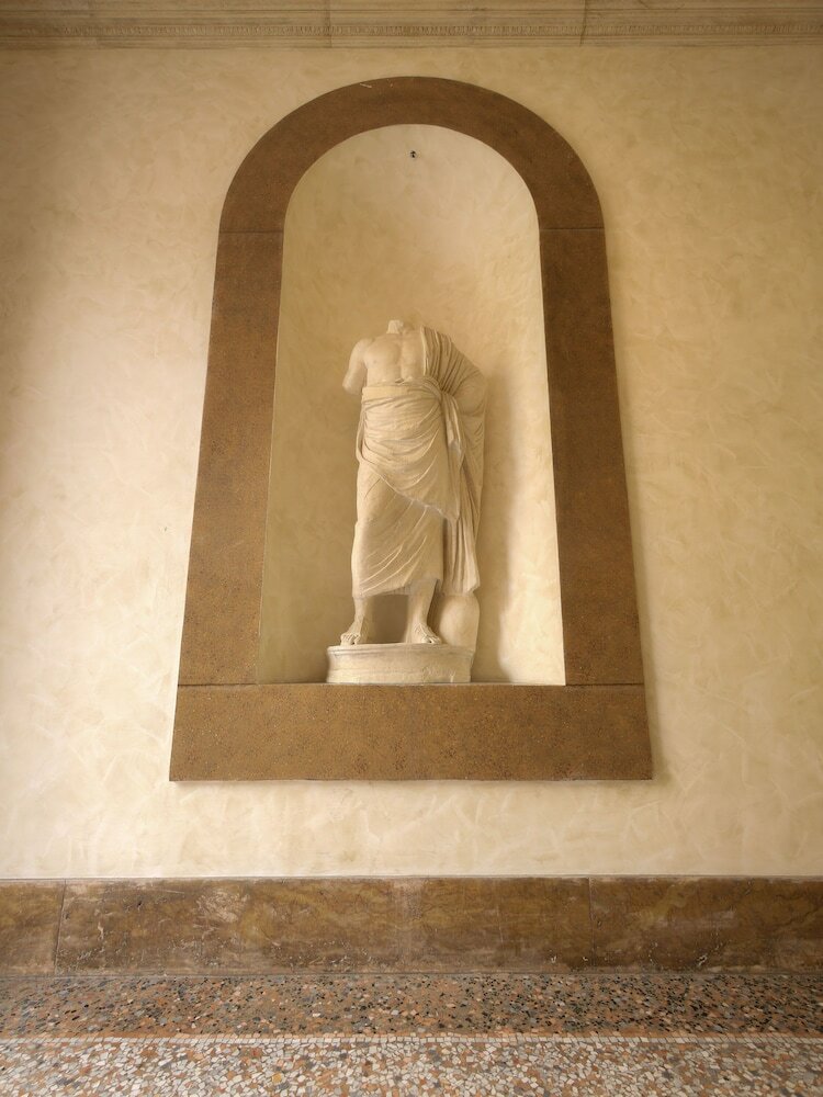 Фото Antica Dimora Delle Cinque Lune