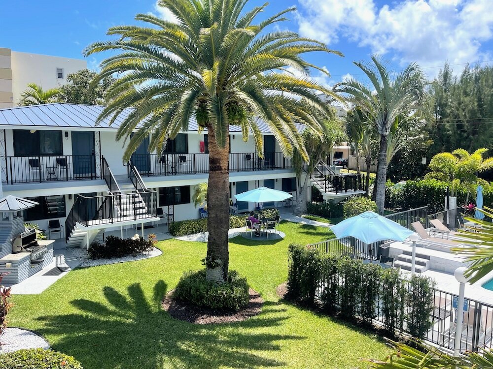 Фото Tropic Isle Beach Resort