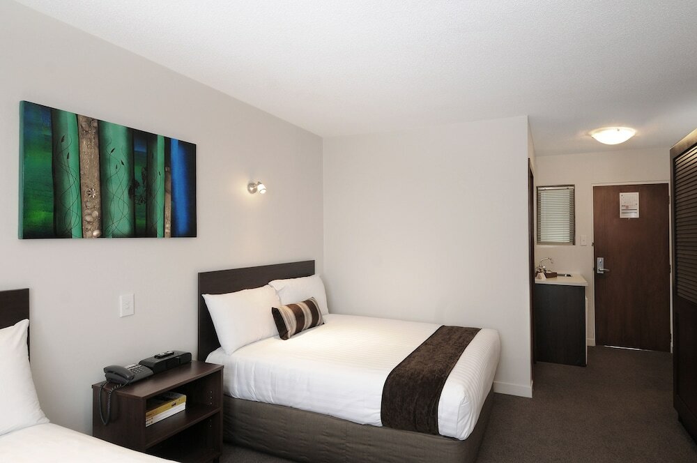 Фото The Surrey Hotel