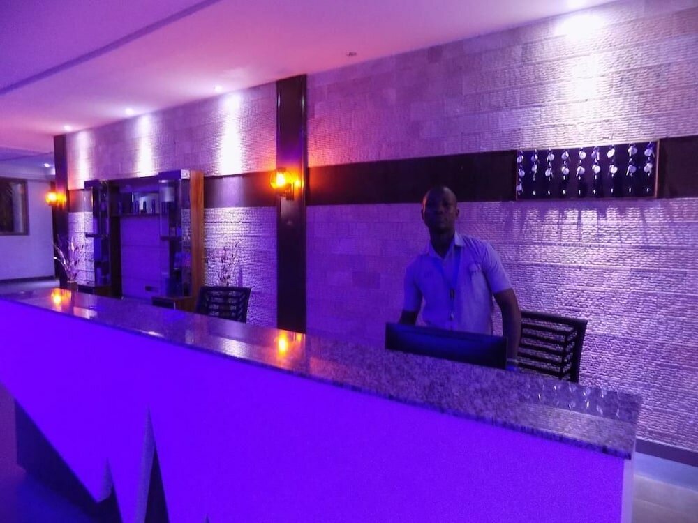 Фото Freedom City Hotel