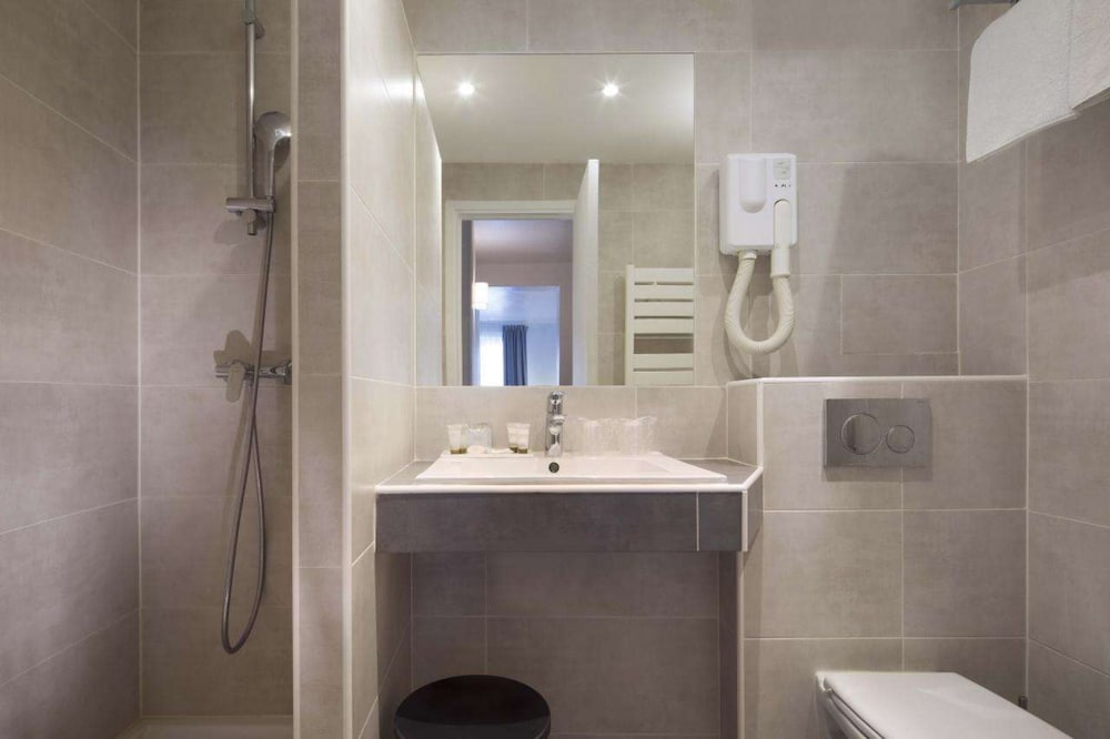 Фото Hotel Le Compostelle