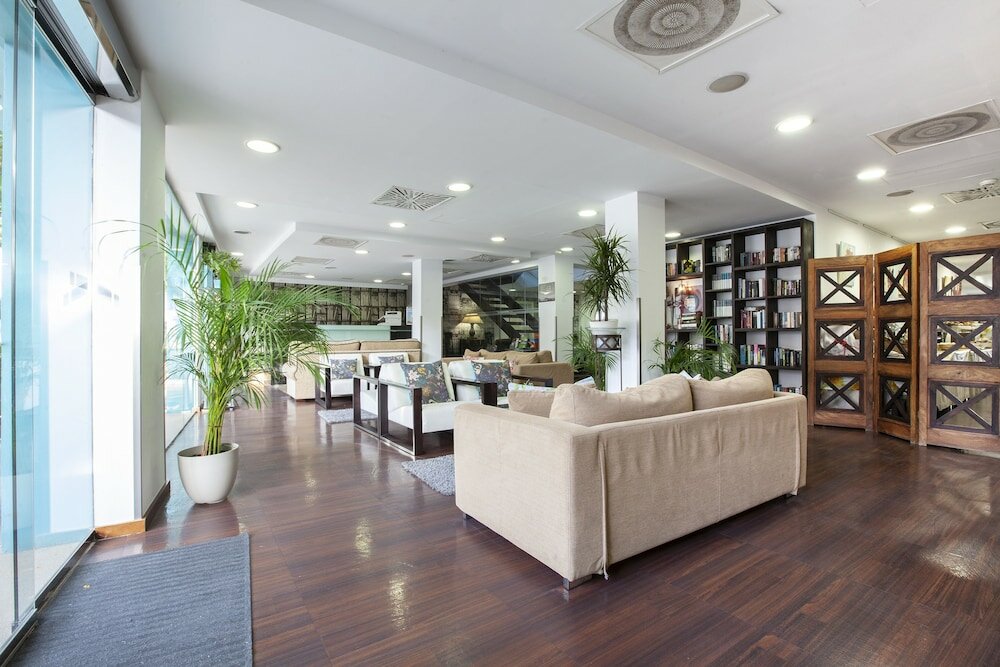 Фото отеля 3