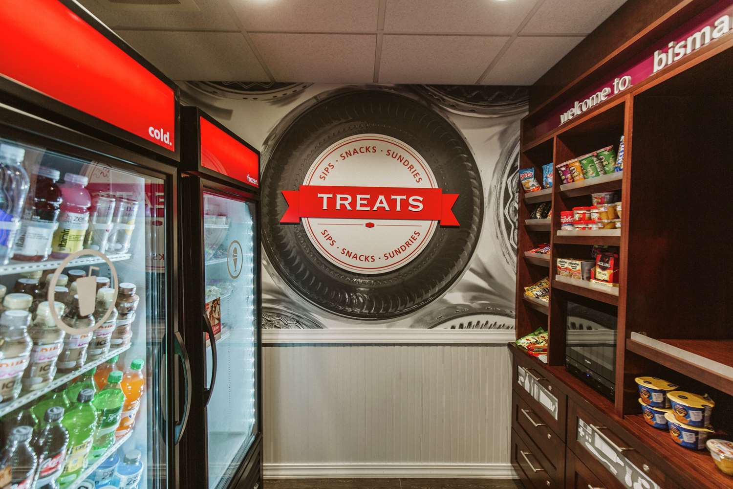 Фото Hampton Inn Bismarck