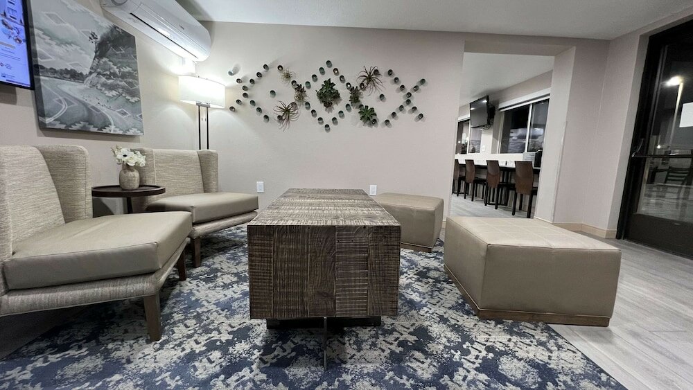 Фото Best Western El Rancho Palacio