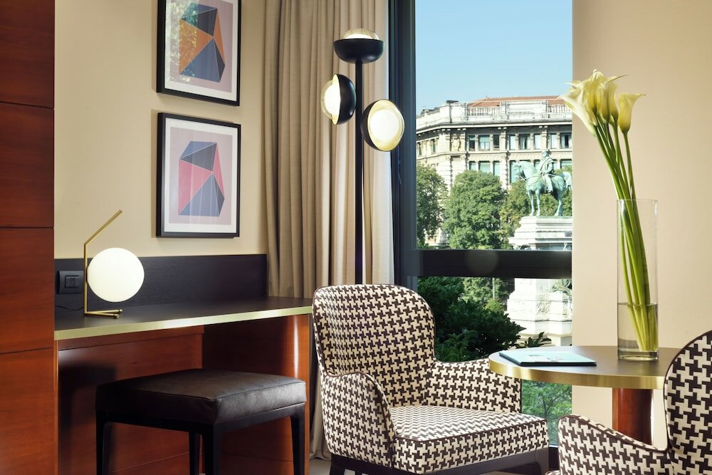 Фото UNAHOTELS Cusani Milano