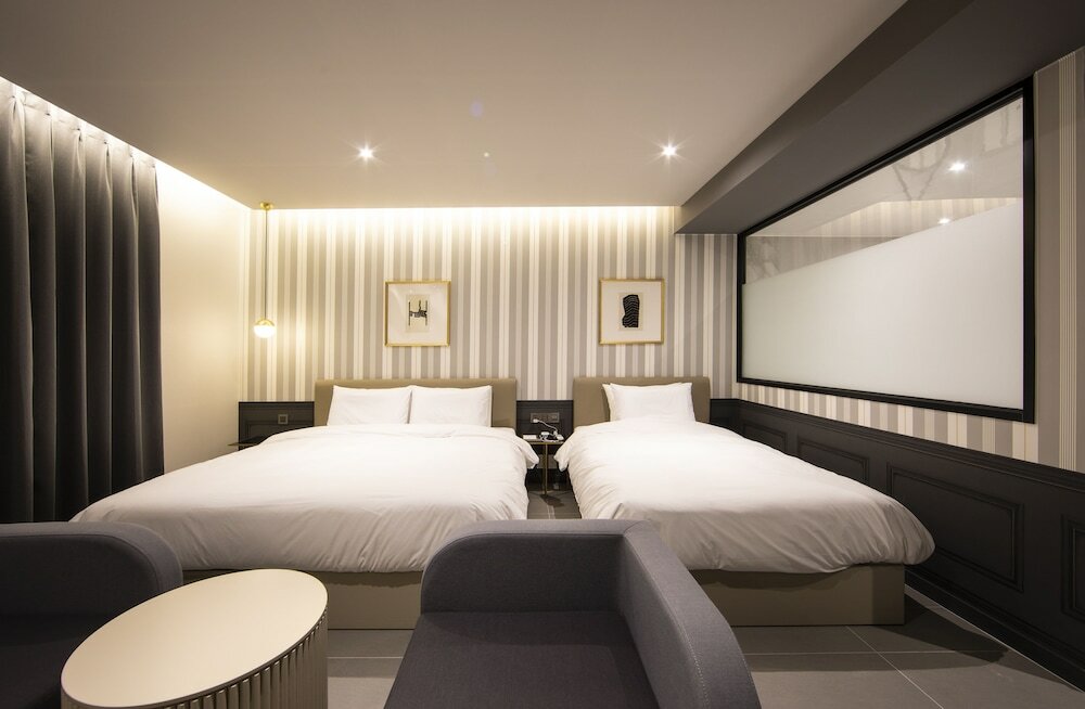 Фото Brown Dot Hotel - Jangsaengpo