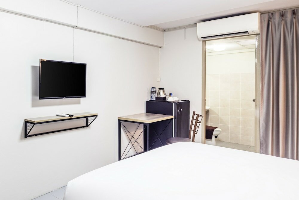 Фото Livotel Express Hotel Ramkhamhaeng 50