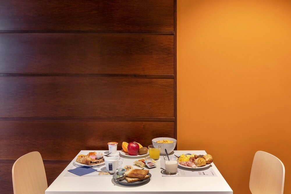 Фото B&b Hotel Pomezia Roma