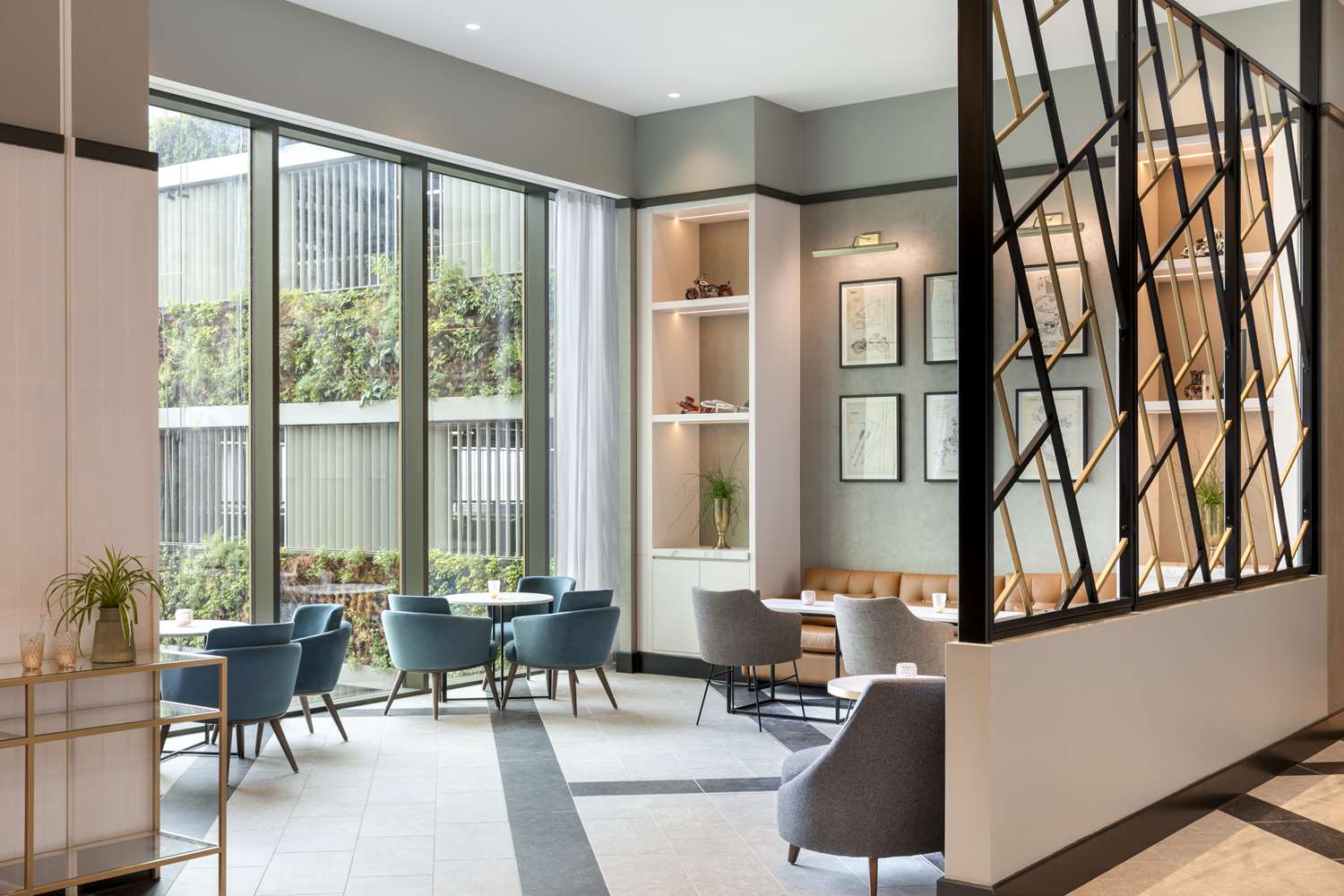 Фото Hilton Woking