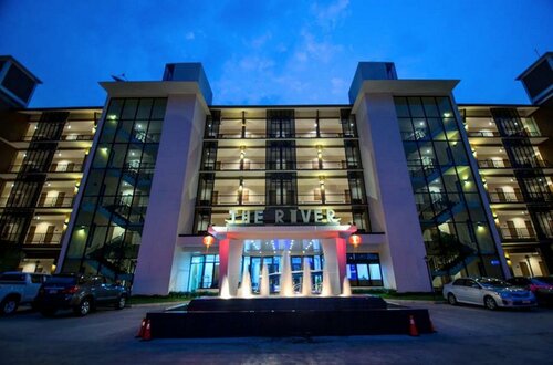 Гостиница The River Hotel в Накхонпханоме