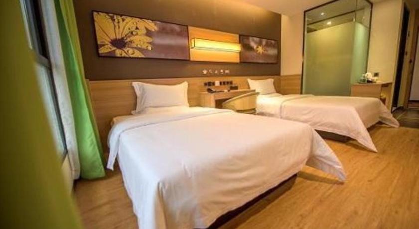 Фото Iu Hotel Chengdu Pengzhou Municipal Government Branch