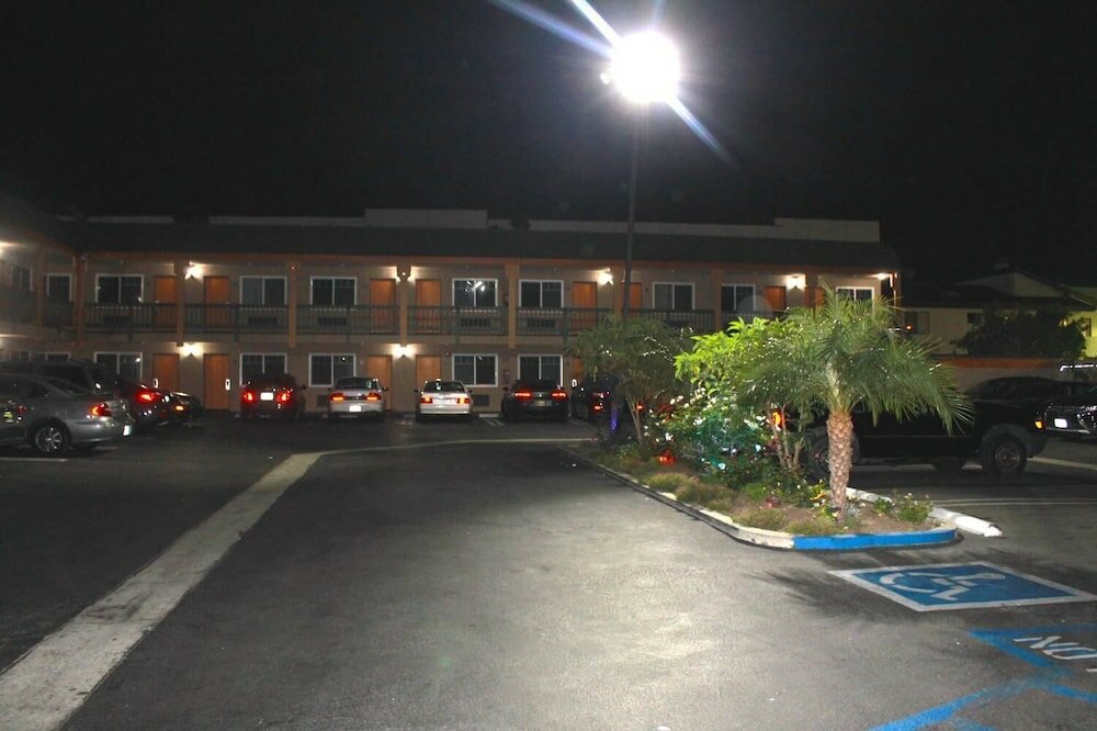 Фото El Rancho Inn Hawthorne