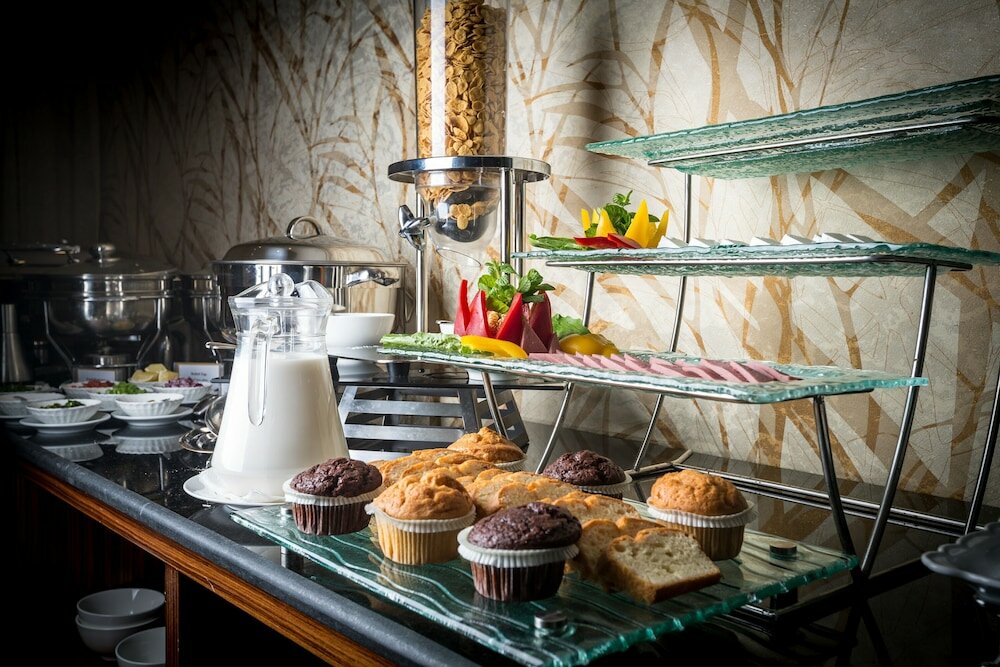 Фото Sun Park Hotel Suites