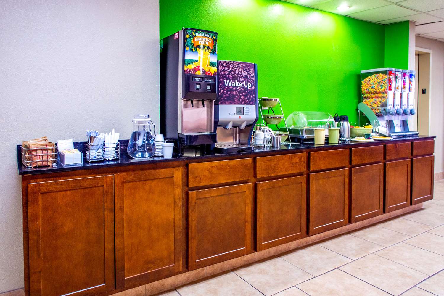 Фото Quality Inn Moore - Oklahoma City