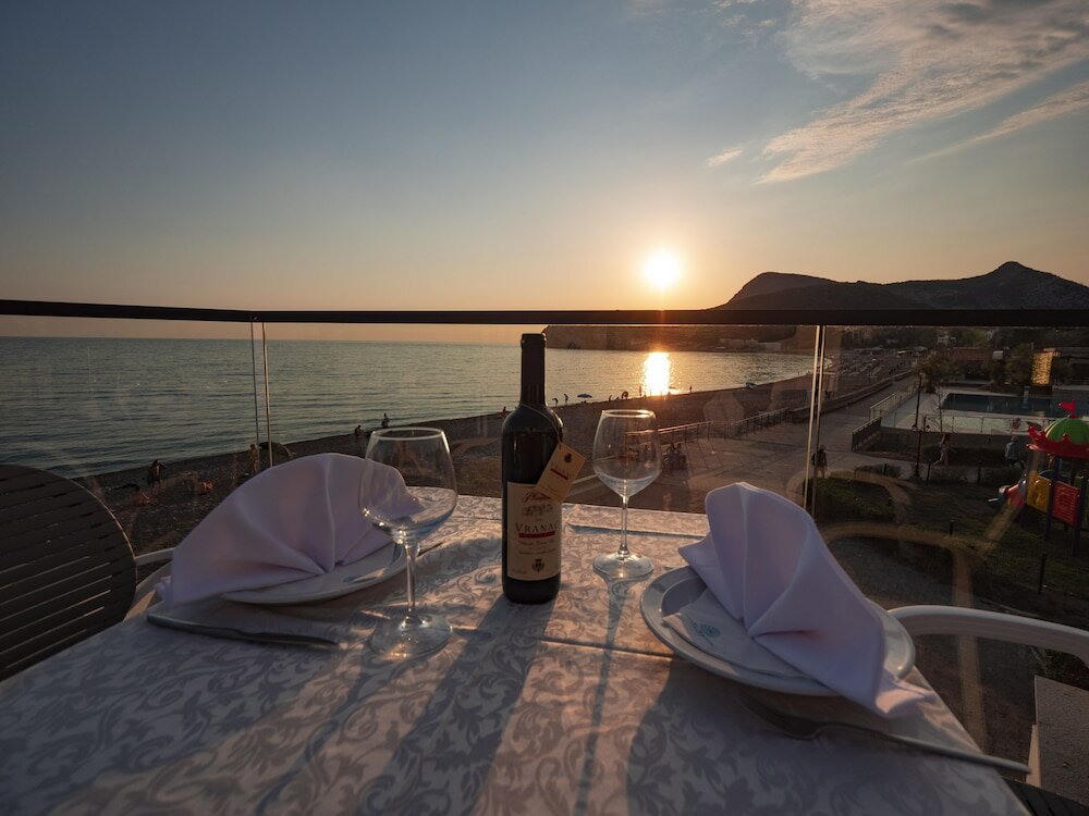 Фото Pearl Beach Hotel