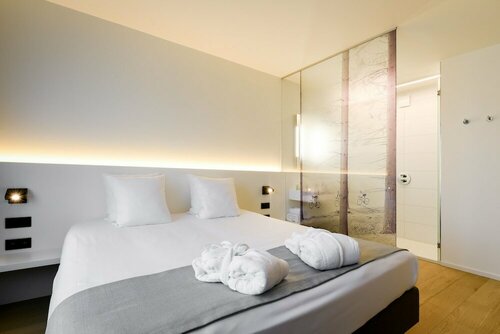 Внешний вид отеля R hotel experiences в Эвае, фото 2