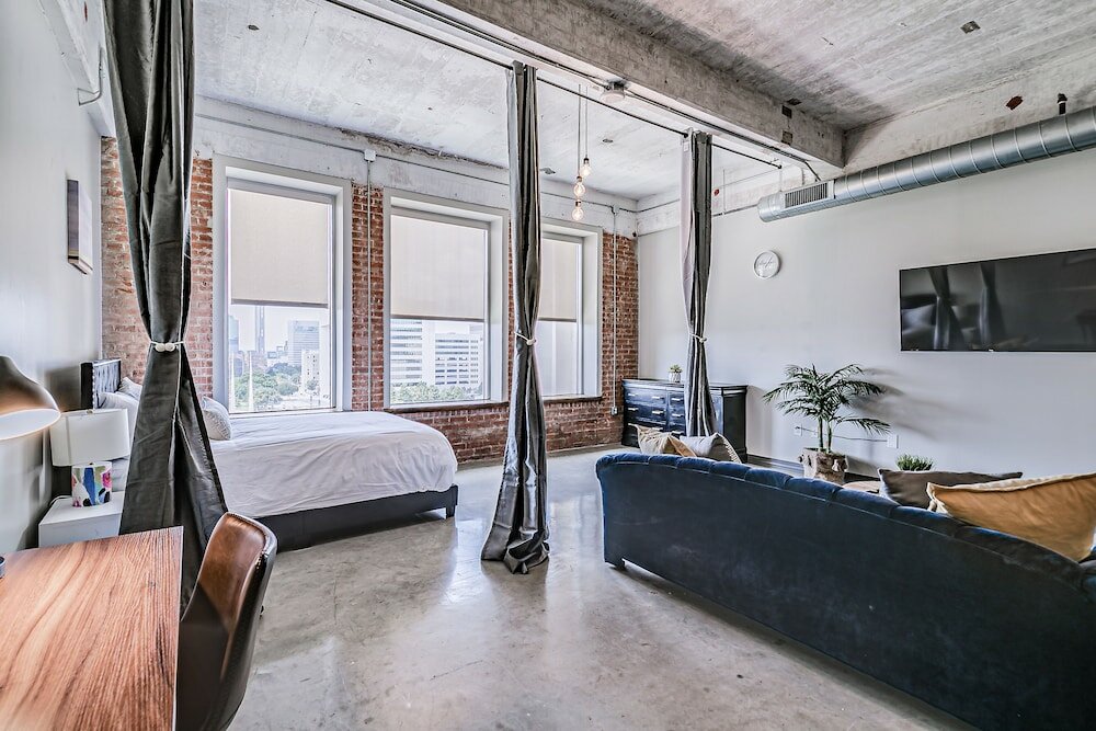 Фото Luxury Downtown Dallas Stay by Amyfinehouse