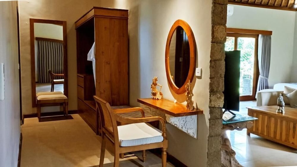 Фото Puri Andong Villa