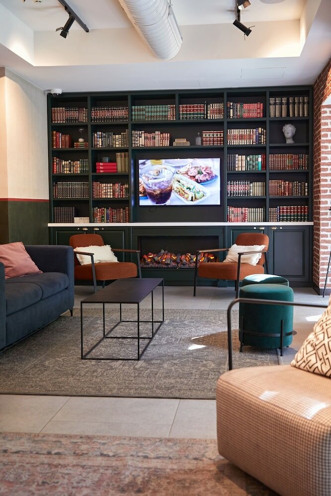 Фото Latroupe Prado