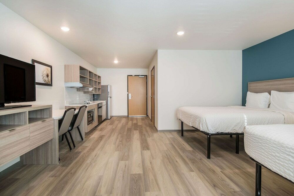 Фото WoodSpring Suites Portland Vancouver