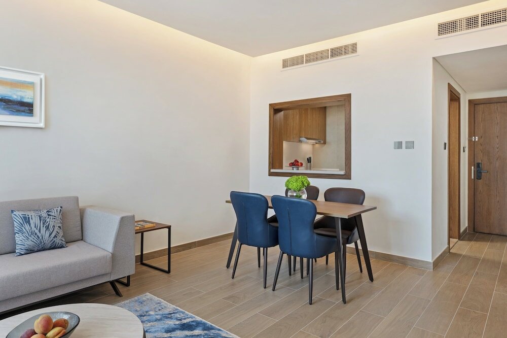 Фото Beach Bay Hotel Mirfa