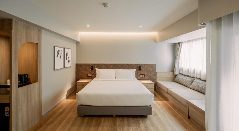 Фото Away Bangkok Sukhumvit