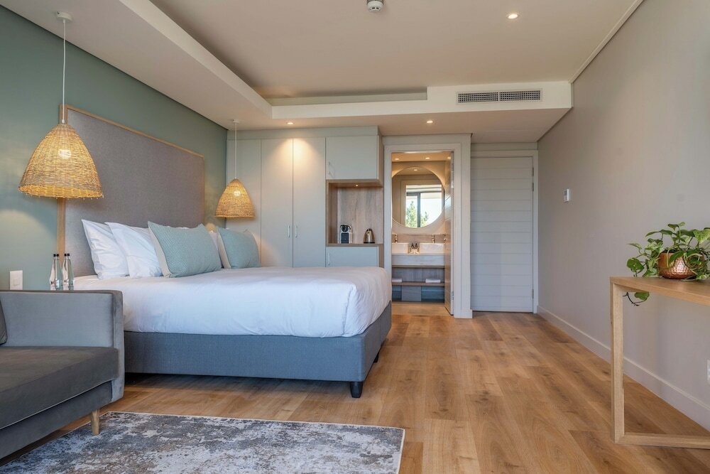 Фото Plett Quarter Hotel