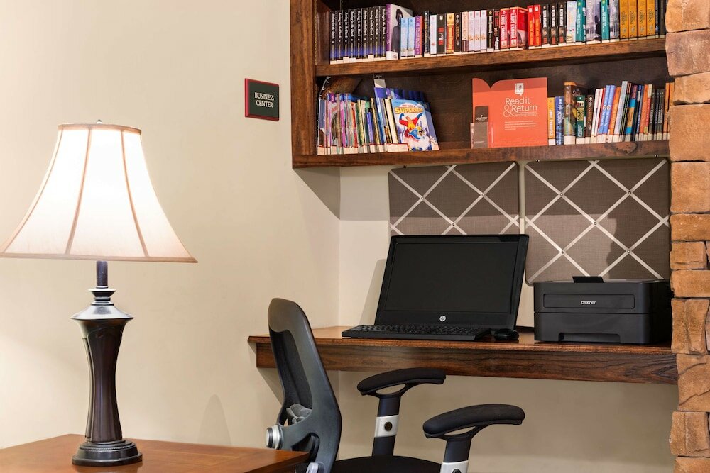 Фото Country Inn & Suites by Radisson, Savannah I-95 North, Ga