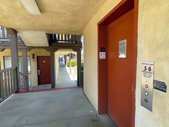 Фото Palms Inn & Suites