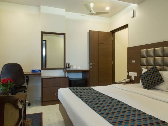 Фото The Majestic Manor