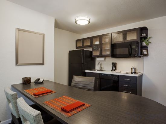 Фото Candlewood Suites Austin North, an Ihg Hotel