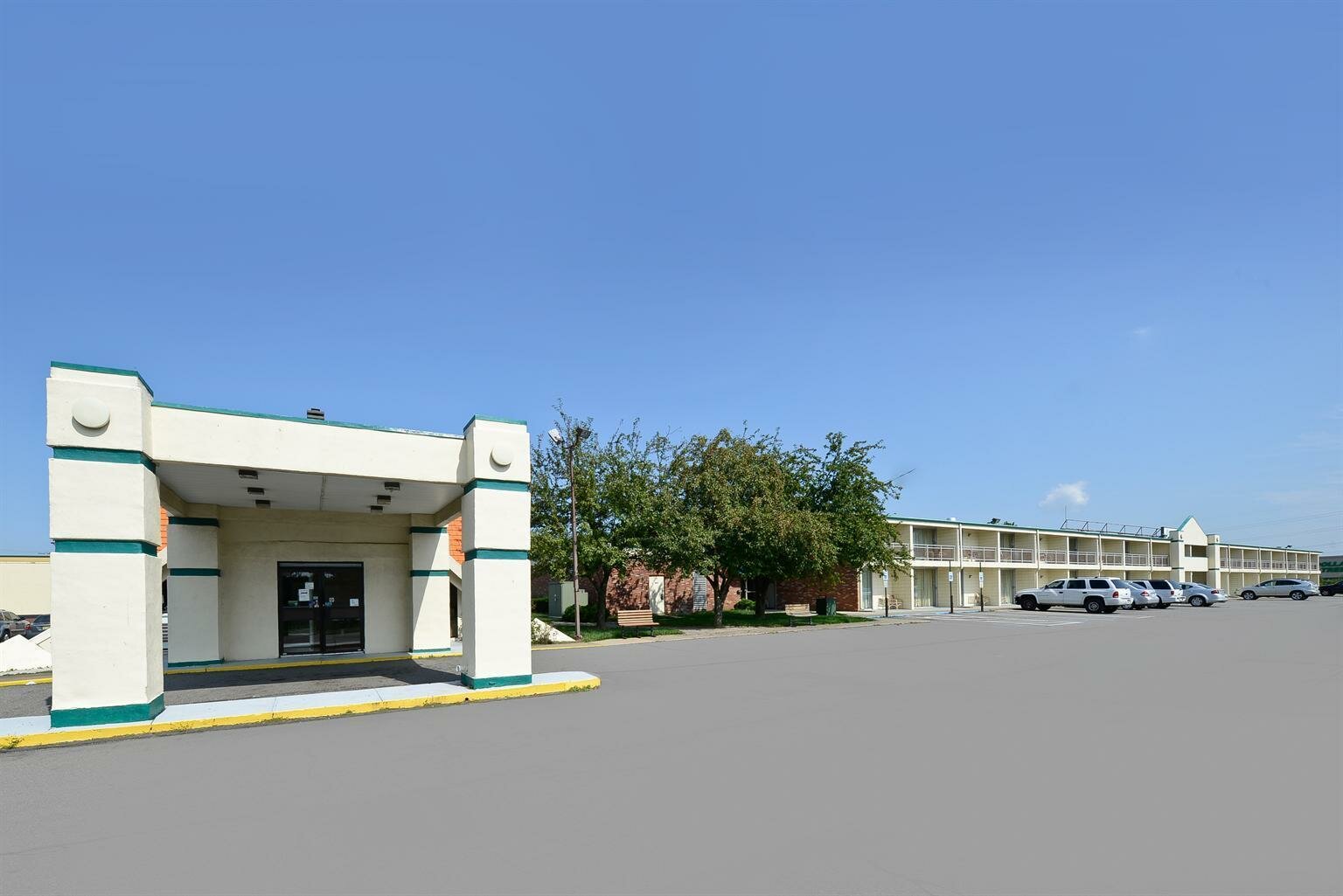 Фото Americas Best Value Inn Phillipsburg