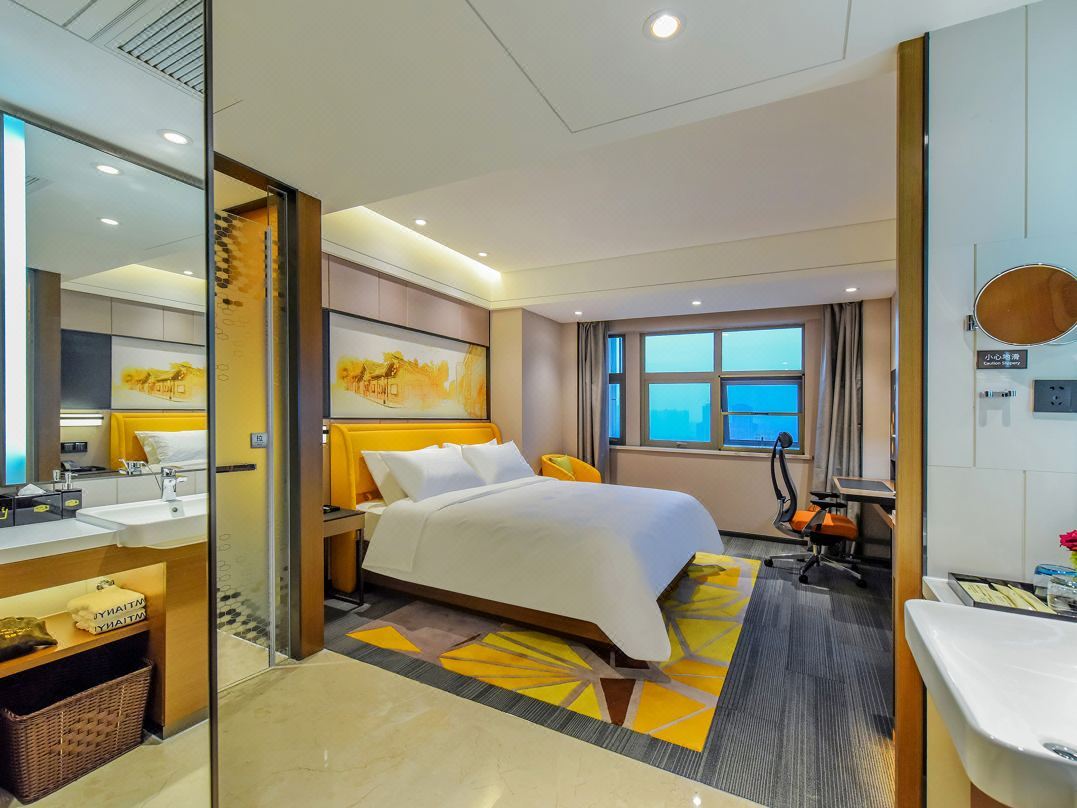 Фото Ramada by Wyndham Wuhan Jiangan