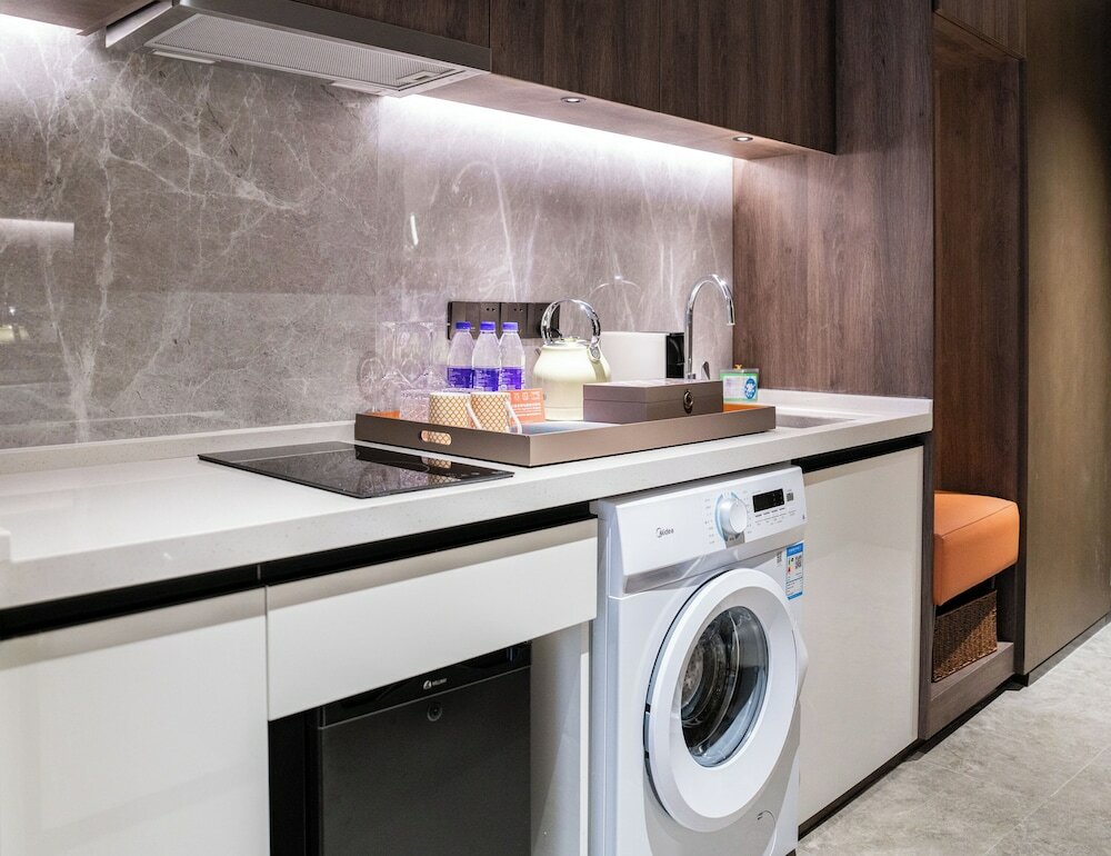 Фото Yuexiu Hotel Guangzhou, Curio Collection by Hilton