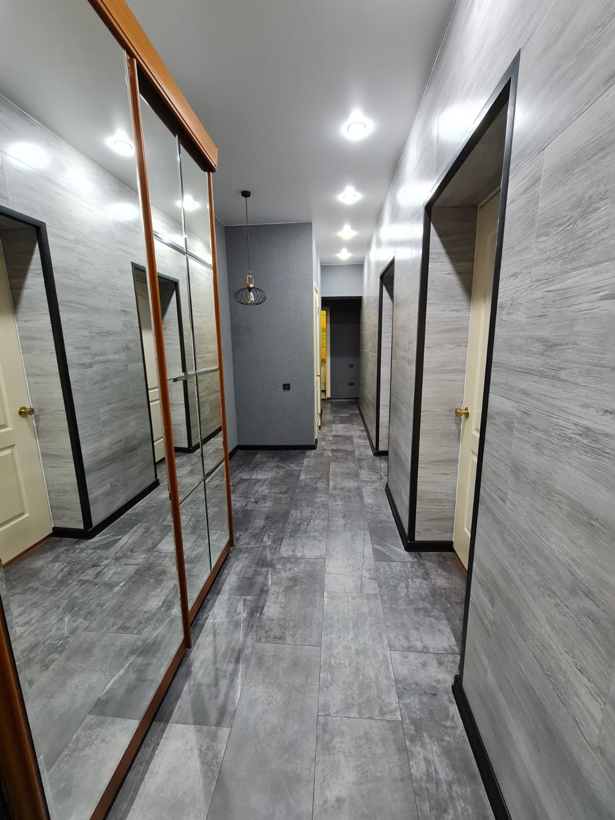 Фото Апартаменты Двухкомнатные в центре Норильска на Московской