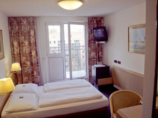 Фото Adler Hotel Frankfurt