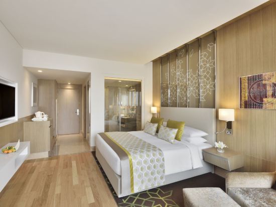 Фото Super 8 by Wyndham High Level Ab