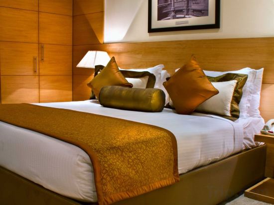 Фото Radisson Blu Marina Hotel, Delhi Connaught Place