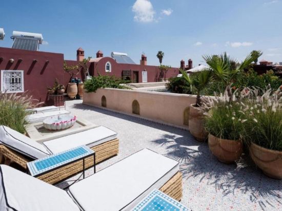 Фото Riad Les Yeux Bleus