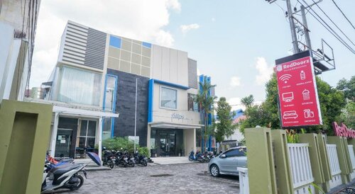 Гостиница RedDoorz Plus near Uin Banjarmasin в Банджармасине