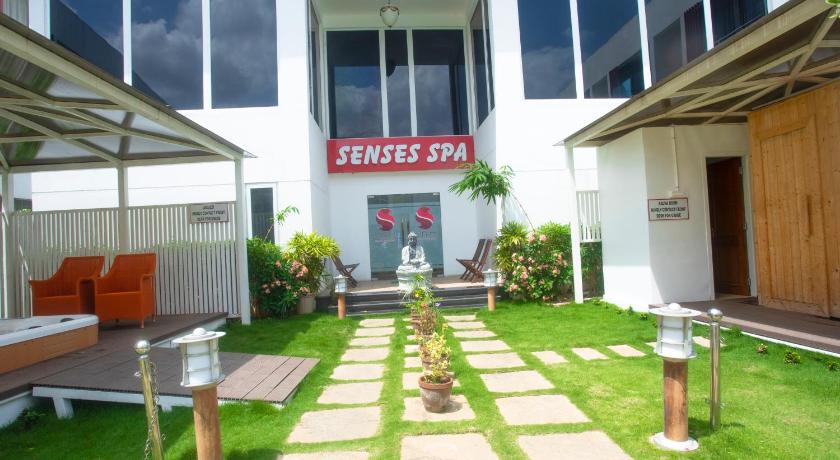 Фото Saaral Resorts