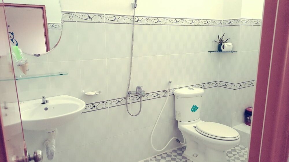 Фото Little Home Hostel