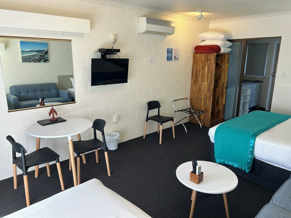 Фото Montana Lodge Motel