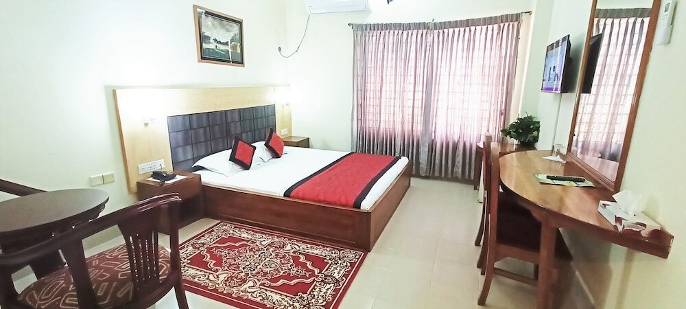 Фото Hotel Supreme