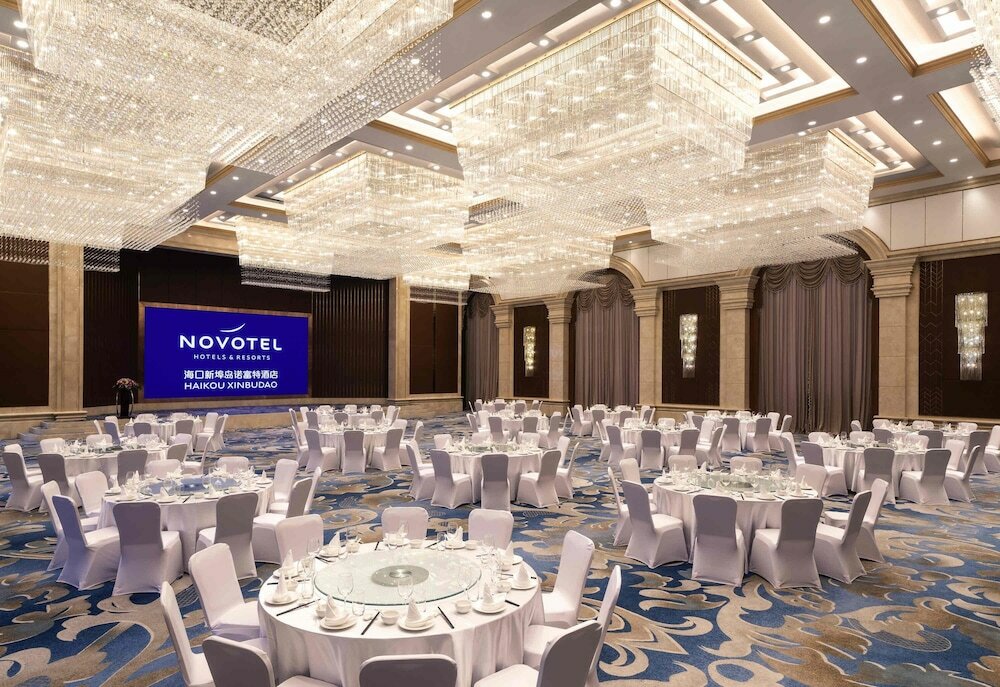 Фото Novotel Haikou Xinbudao
