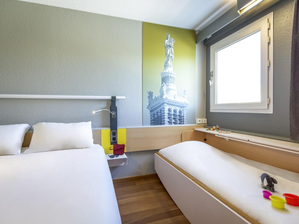 Фото Ibis Marseille Timone